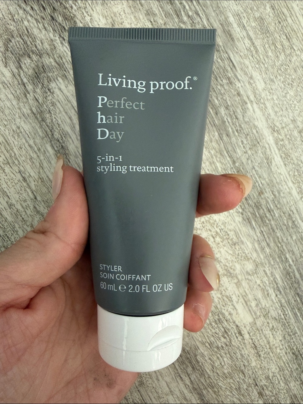 Living Proof Perfect Hair Day 5-in-1 Styling Treatment - Gray and White